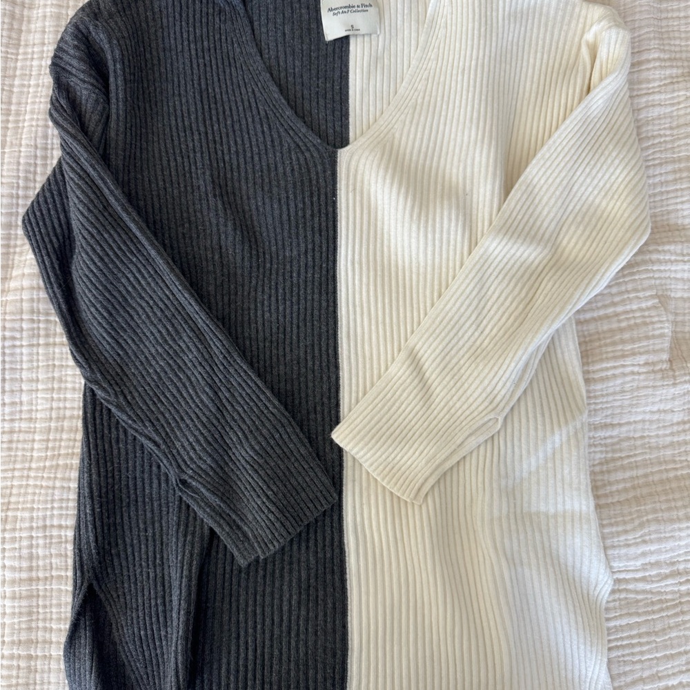 Abercrombie & Fitch Soft A&F sweater - Picture 3 of 4